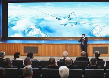 Selçuk Bayraktar’dan, NATO parlamenterlerine ‘KIZILELMA’ sunumu