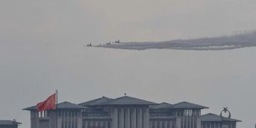 Türk Yıldızları’ndan NATO provası