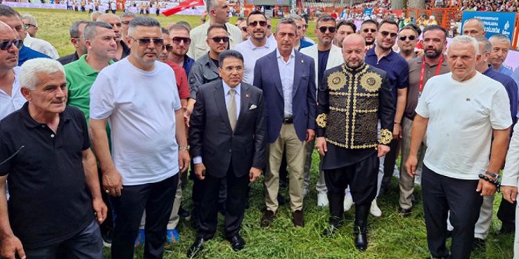 Ufuk Özünlü ağalık kemerinin ebedi sahibi oldu