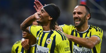 18 yıllık hasret sona erdi Fenerbahçe Şampiyonlar Ligi’nde