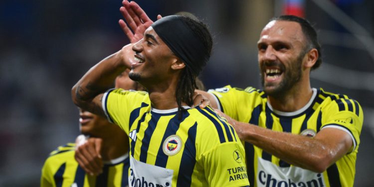 18 yıllık hasret sona erdi Fenerbahçe Şampiyonlar Ligi’nde