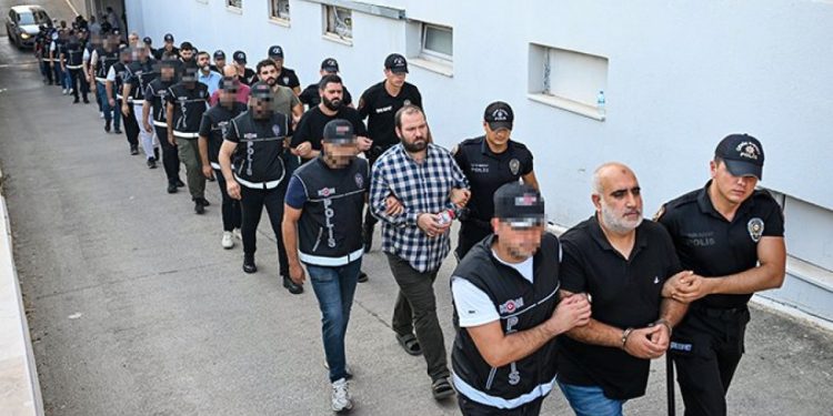 “Kuytulcular” operasyonunda 44 kişiye tutuklama talebi: İrtibat ağında FETÖ izi