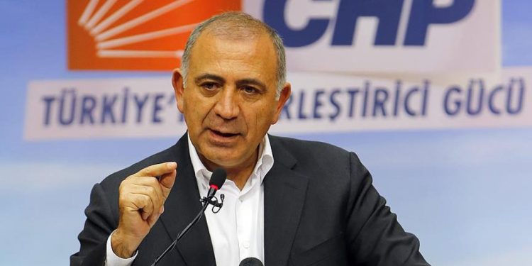 CHP’de İstanbul İl Başkanlığı için görev değişikliği iddiası