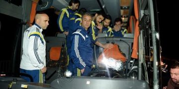 Fenerbahçe otobüsüne saldırıda 11 yıl sonra 5 şüpheliye gözaltı