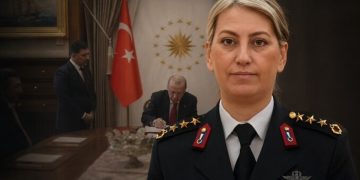 Hava Kuvvetleri’nde tarihi ilk! Özlem Karapınar general oldu