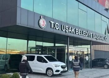 Uşak Belediyesi’ndeki maaş yolsuzluğunda 9 tutuklama