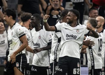 Beşiktaş Erzurumspor’u 3 golle yendi