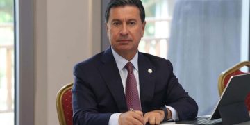 Ahmet Aras CHP’den istifa etti