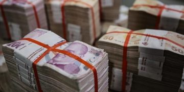 Bütçe eylülde 532 milyar lira açık verdi