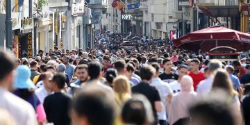 İstihdamda iki farklı tablo: Sanayi kaybetti, hizmetler kazandı