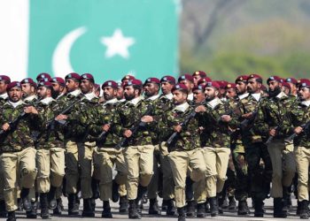 Pakistan: Suudi Arabistan’da önemli sayıda askerimiz bulunuyor