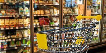 Perakende satışlar arttı, toptan ticaret geriledi