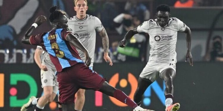 Trabzonspor Hearts’ı 2-0 mağlup etti