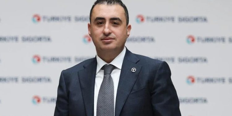 Türkiye Sigorta eski Genel Müdürü Taha Çakmak gözaltına alındı
